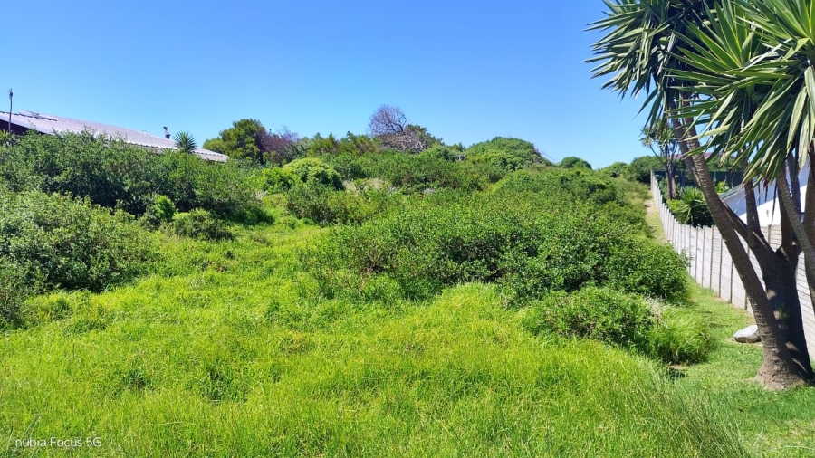 Commercial Property for Sale in Paradise Beach Eastern Cape